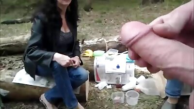 Mokra pička i velike sise na koje možete drkati.