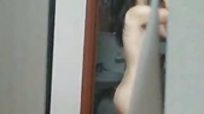 Sindy nosi svoje jebene crvene čizme za tebe, da li ti se sviđaju